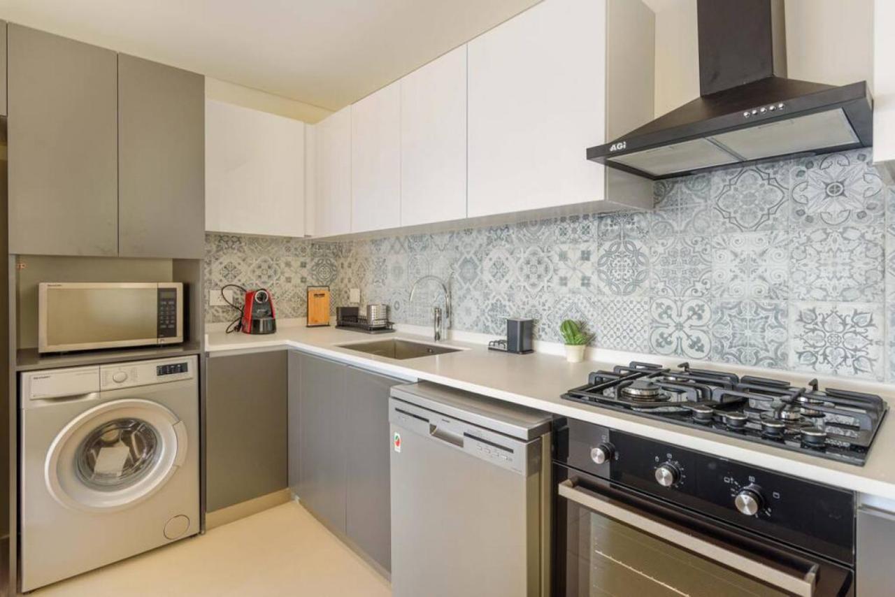 Apartment Gitta 2 Bedroom Apt In Tower Forty Four Beirut