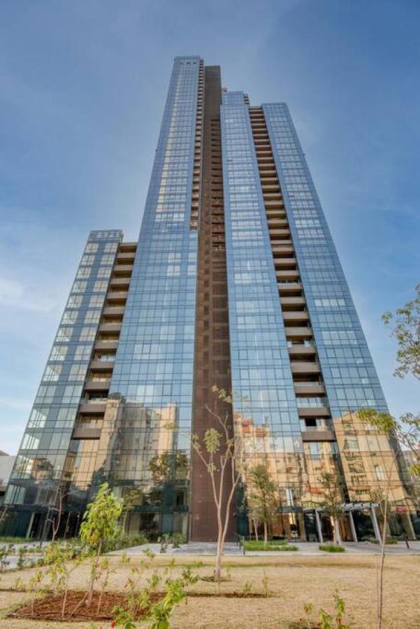 Apartment Gitta 2 Bedroom Apt In Tower Forty Four