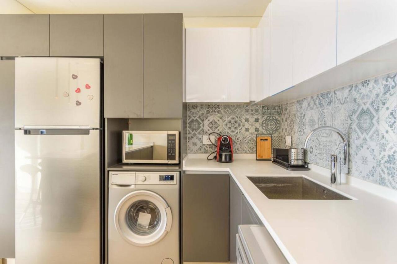 Gitta 2 Bedroom Apt In Tower Forty Four Beirut
